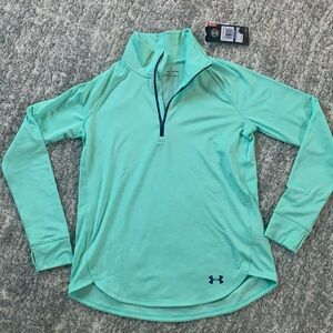 Under armour YXL pullover new with tags